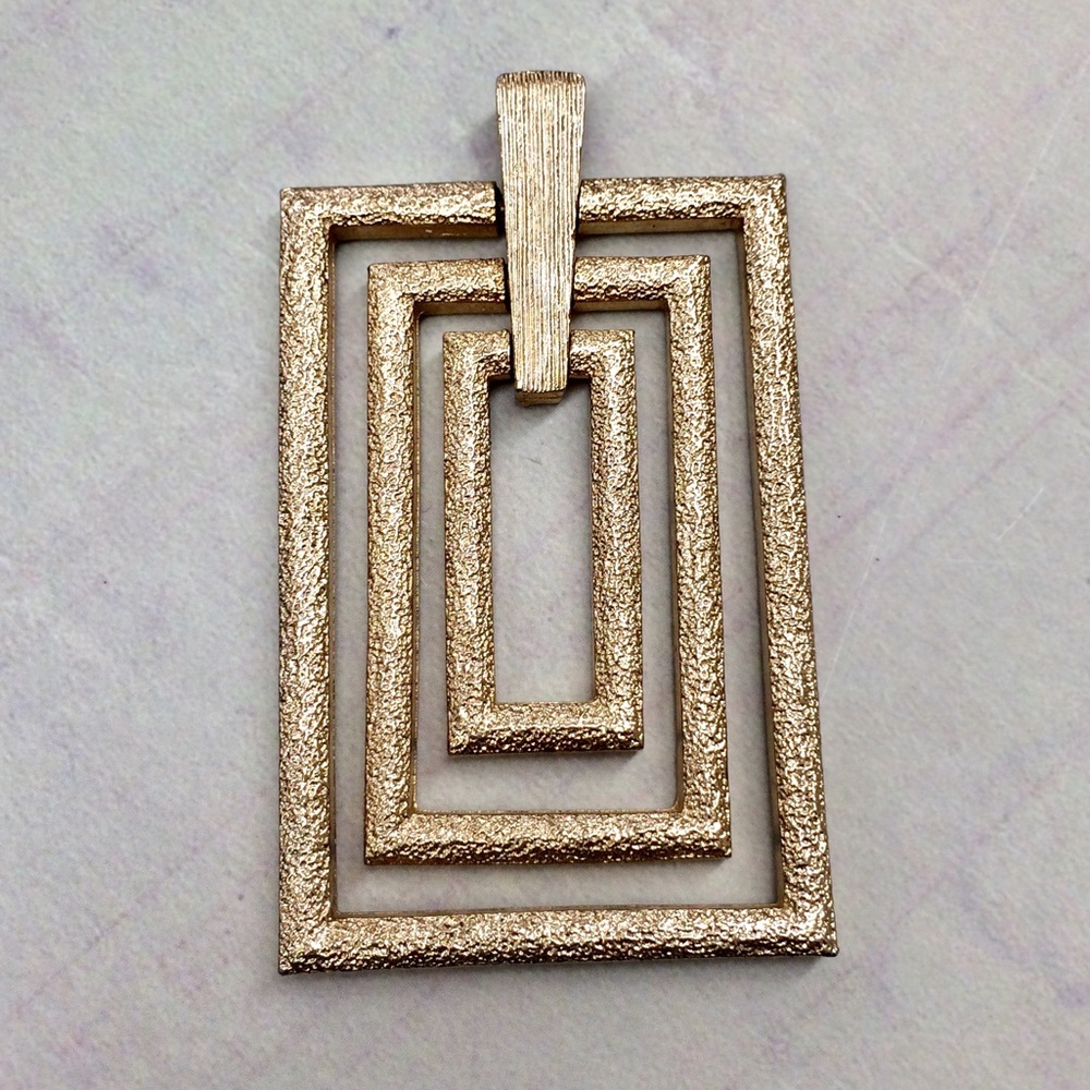 MODERNIST MCM ARTICULATED PENDANT SARAH COV CANADA